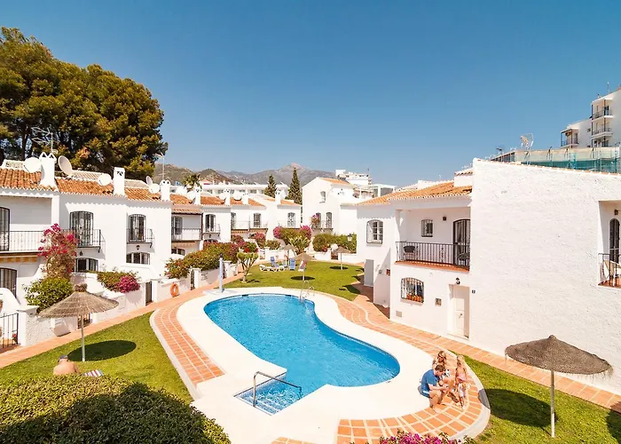 Los Pinos 23 Villas Casasol